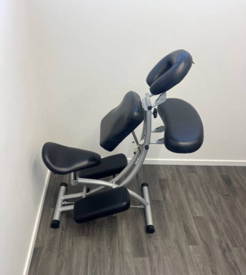 Scalp Micro SMP Chair. Cosmetic and Mediical Tattoo by Dasha. Permanent makeup and reconstructive tattoo, scalp micro-pigmentation in Christchurch, New Zealand
